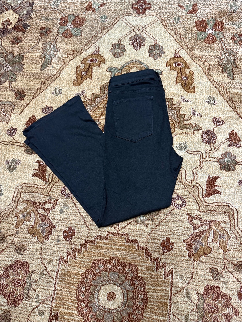 Kut Ana high rise fab ab flare 12 black jeans